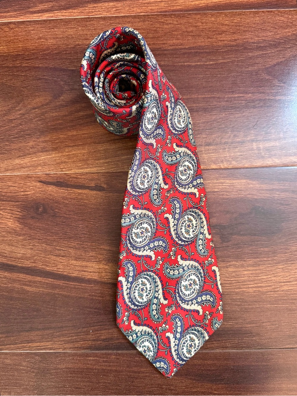 DIOR Red Silk Tie with Navy and Cream Paisley Motif Made in USA